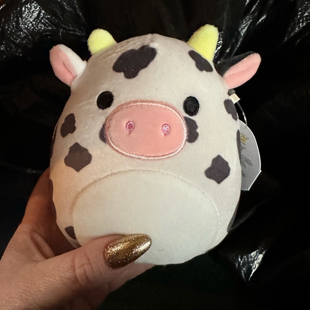 Colin the cow 5 inch Squishmallow